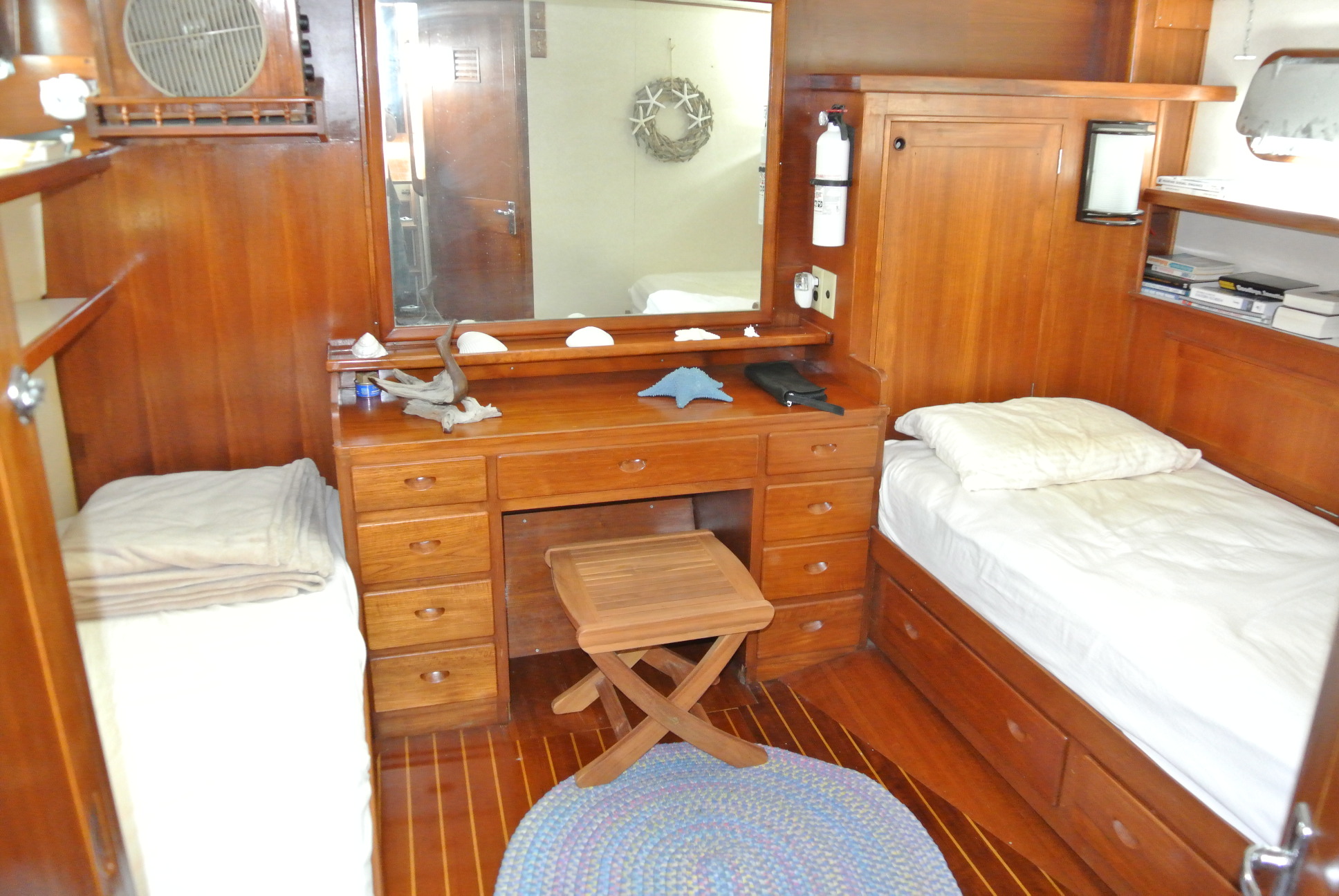 The master stateroom aft. When I was a young guy I didn't get twins at all, but now that I'm uh "older" I TOTALLY get it. My wife and I have separate bedrooms at the house. 