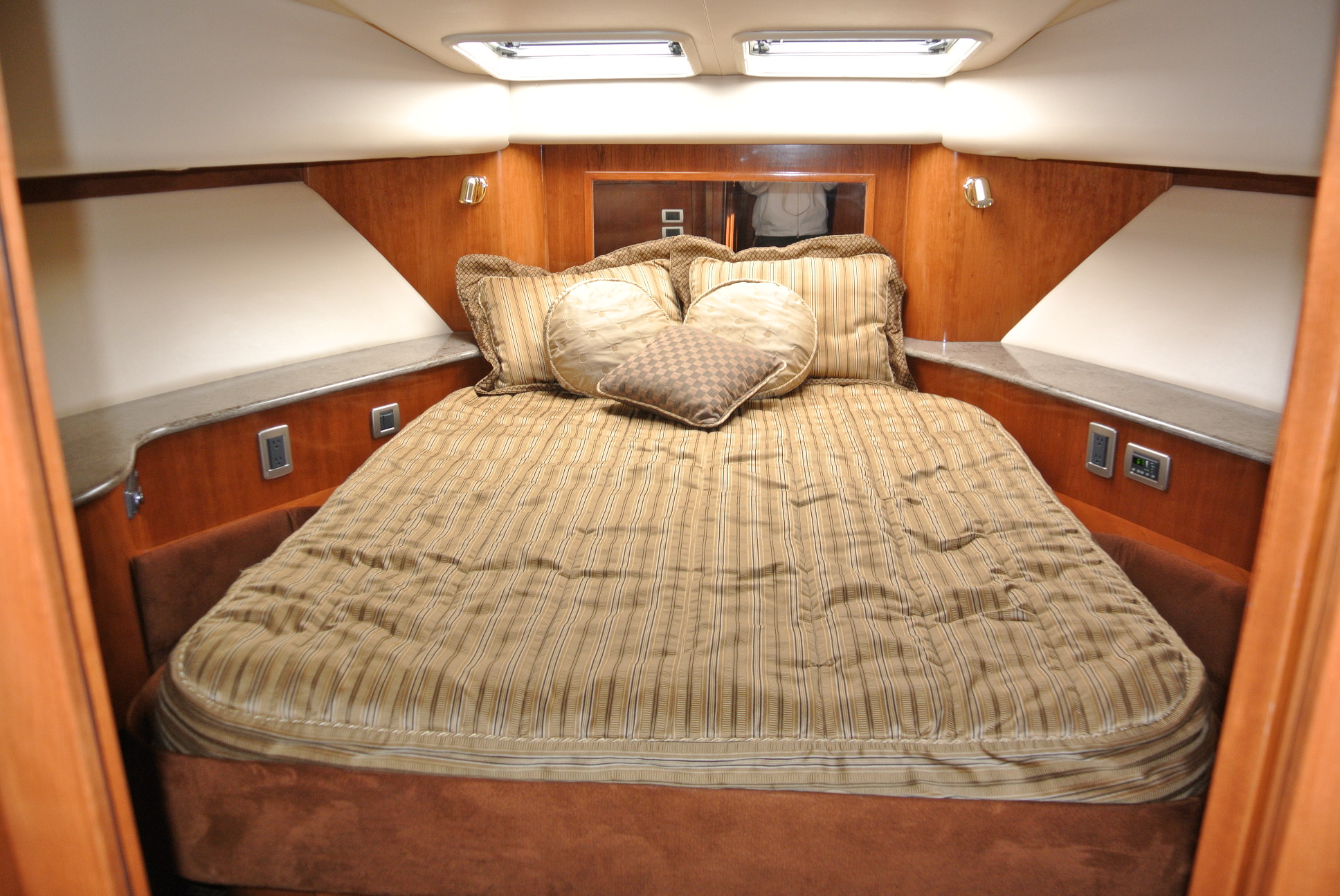 The VIP stateroom forward.