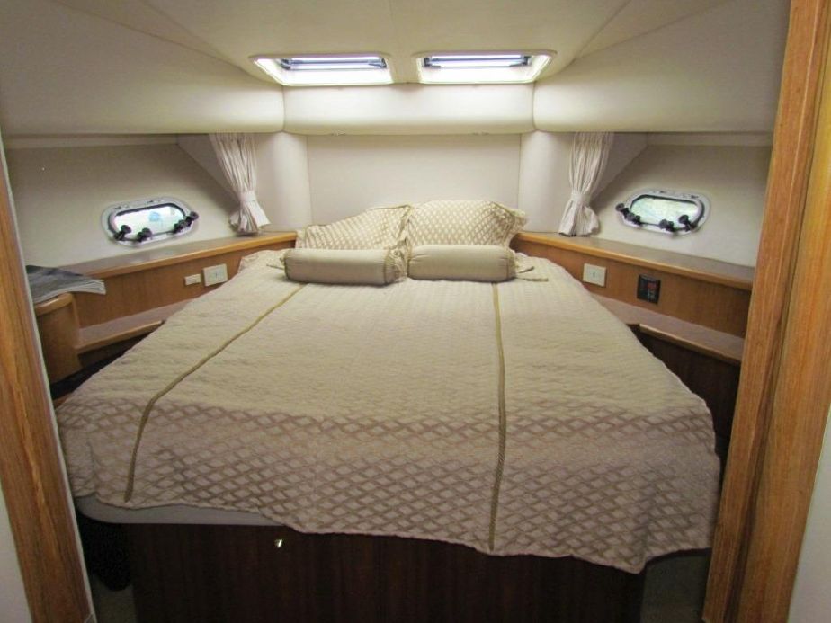 The VIP Stateroom forward. Please note the escape hatch above the bed.